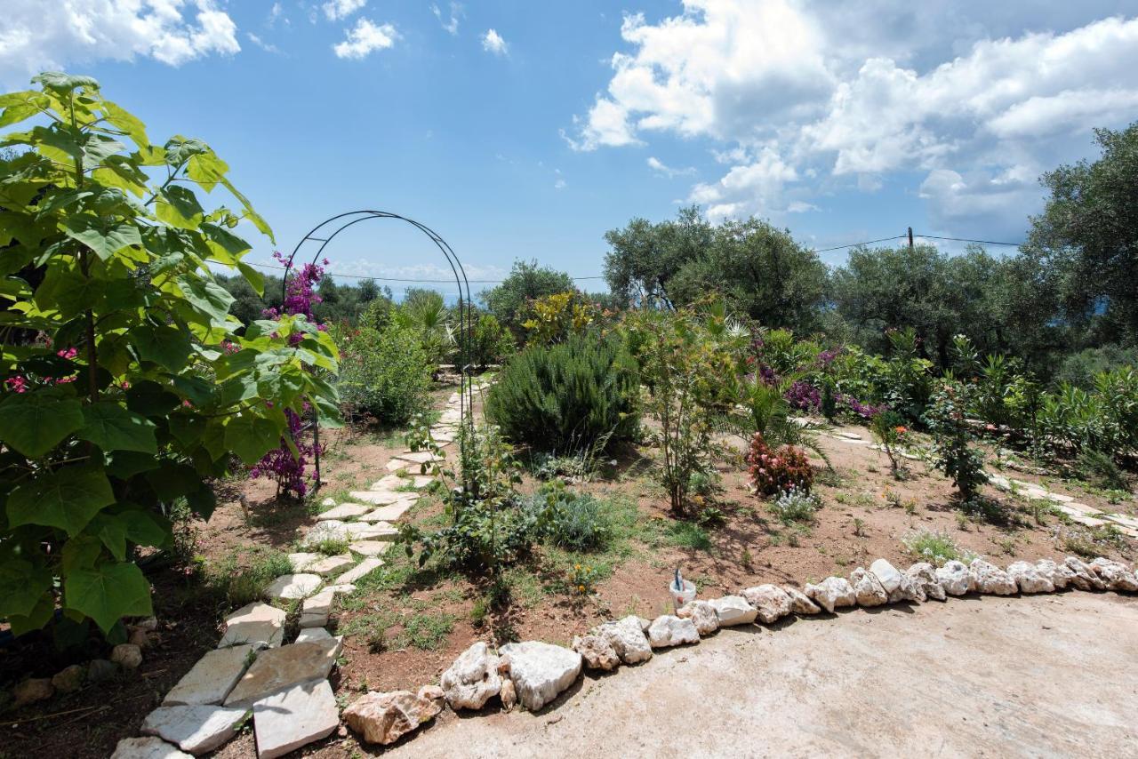 Terra Rossa By Konnect, Views To Ionian Sea Vila Spartylas Exterior foto